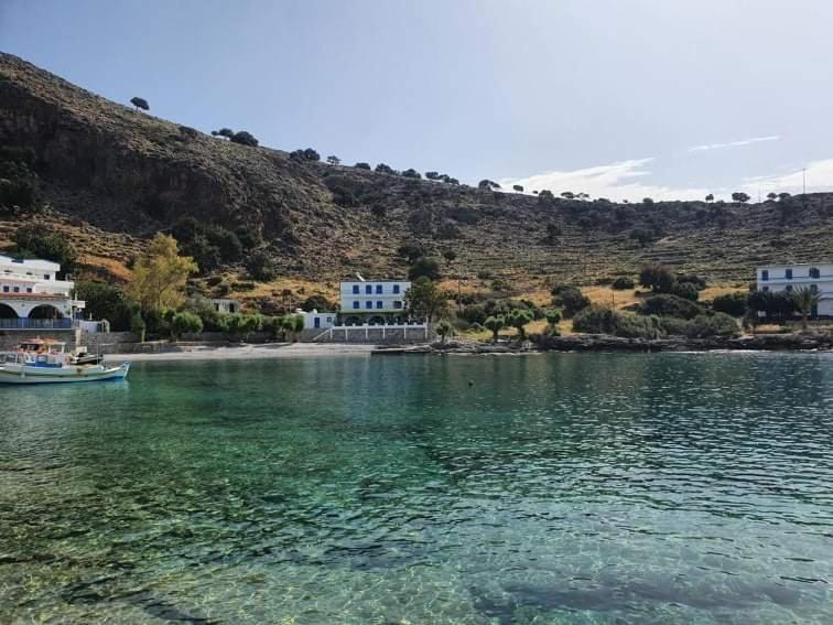 Edem House Finikas Apartment Loutro